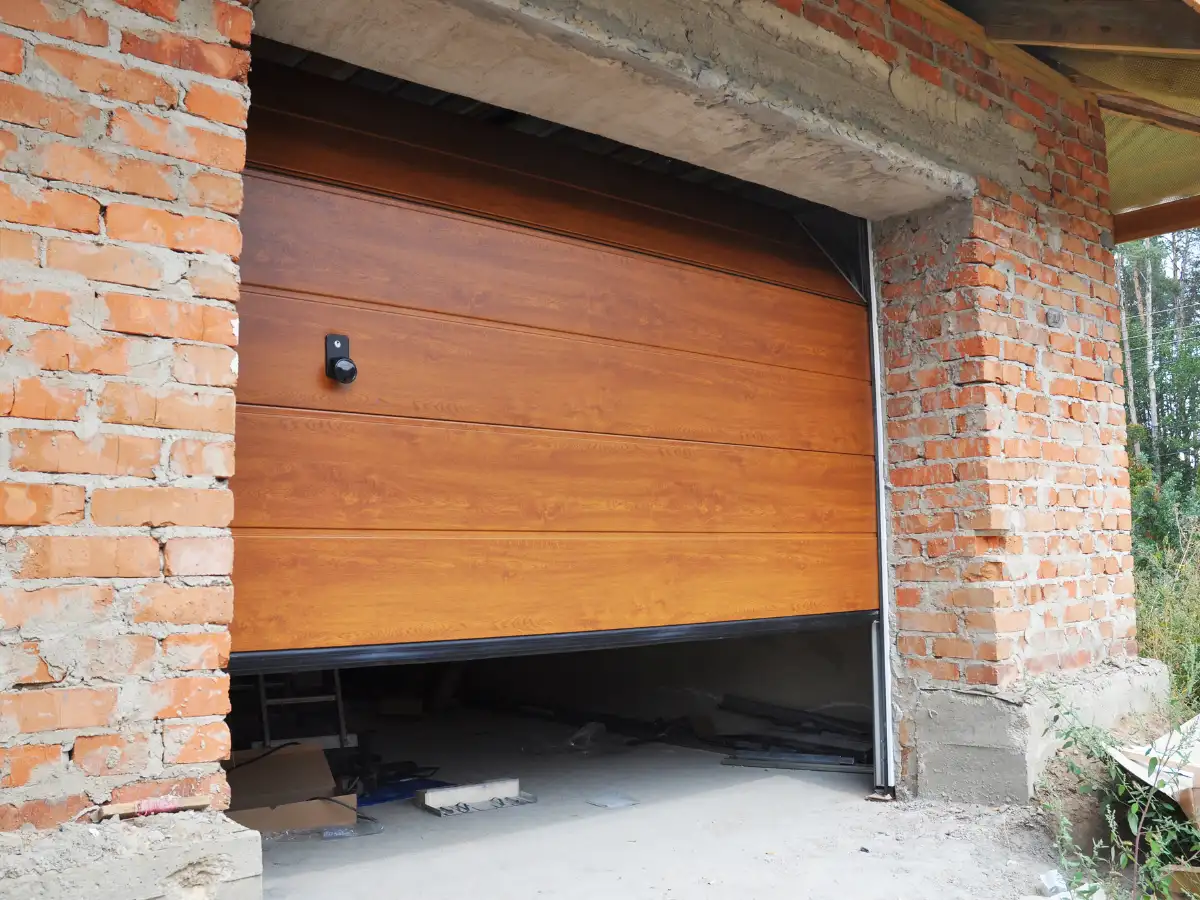 a garage door not closing properly